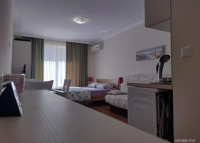 Apartment Marvel Deluxe